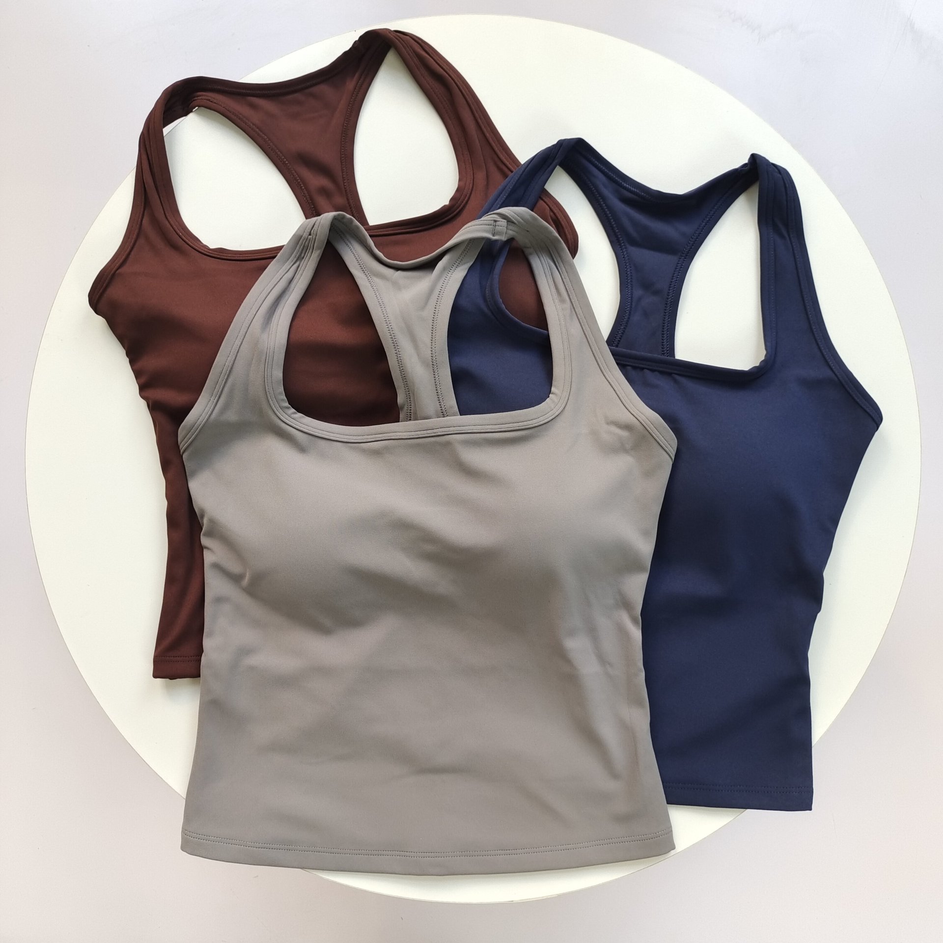 Sujetador deportivo con cuello - Yoga Fitness Matte reseña y precio