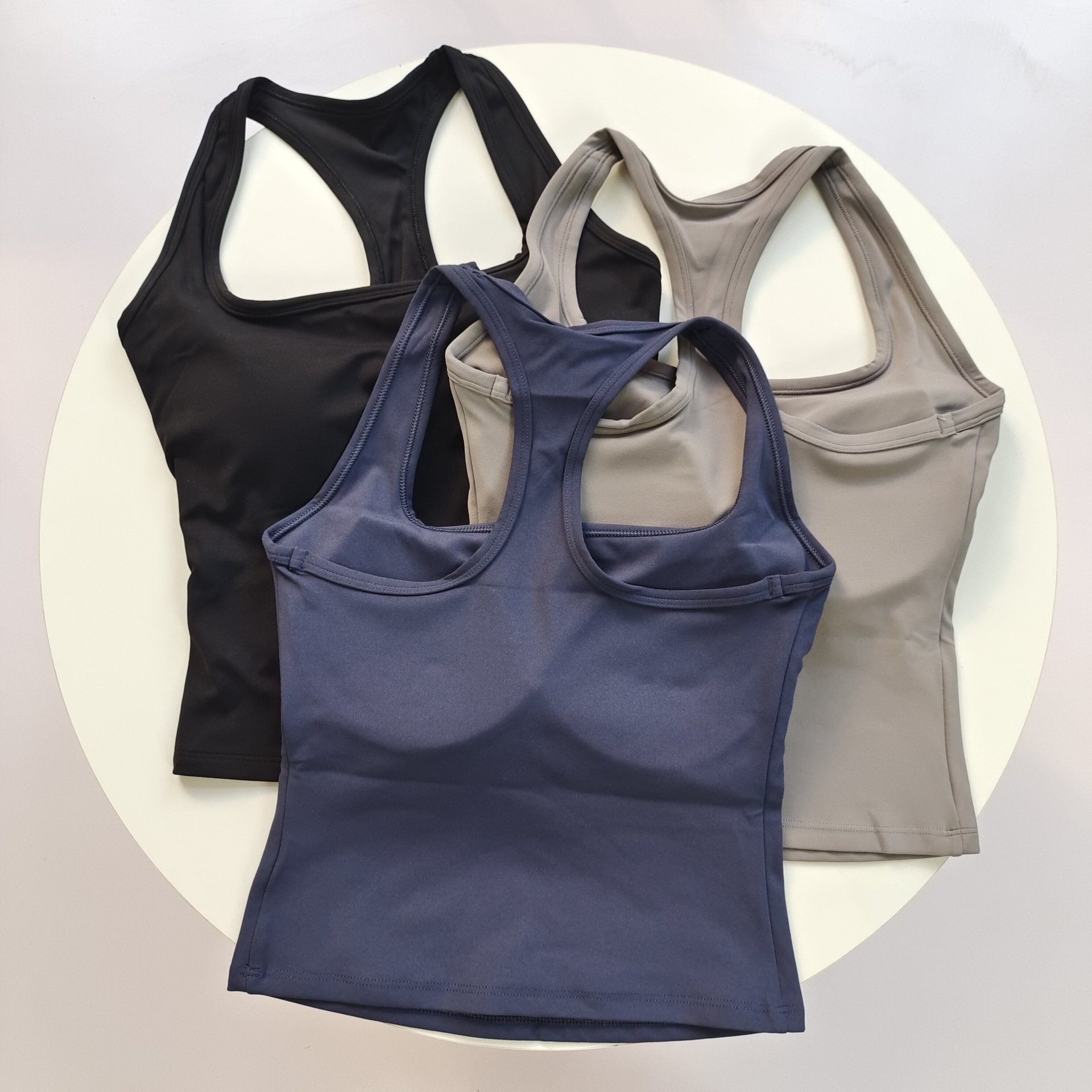 Sujetador deportivo con cuello - Yoga Fitness Matte reseña y precio